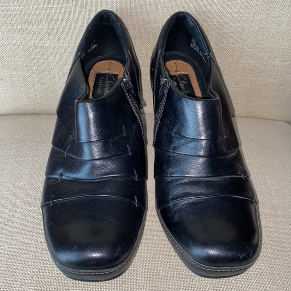 💚 Clarks Shoes - Picture 2 of 7